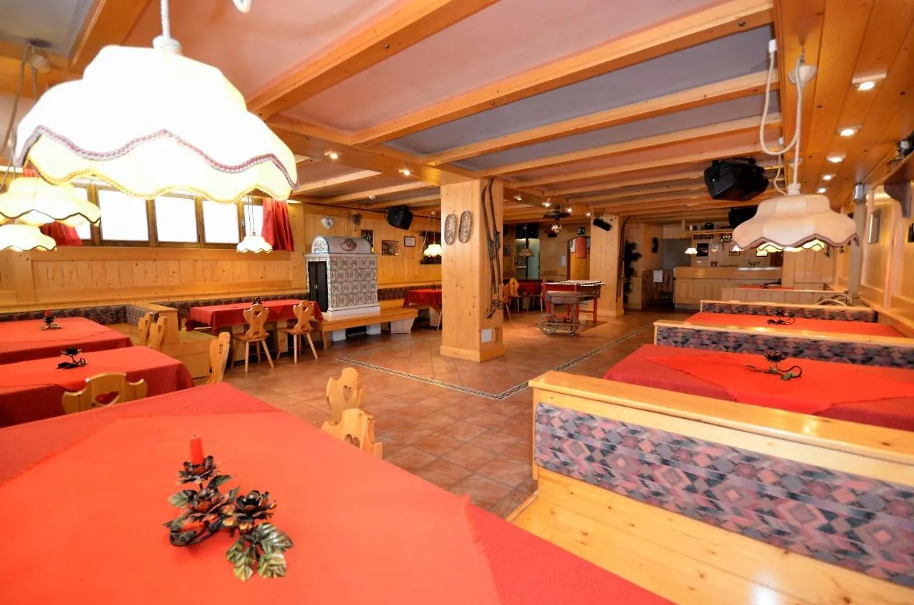 Hotel Centrale Alleghe 3*,