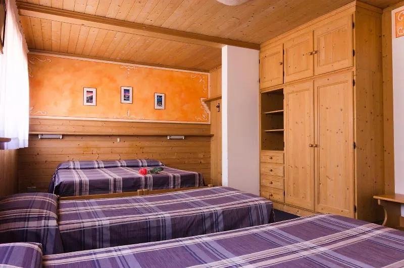 Hotel Centrale Alleghe 3*,  Italien