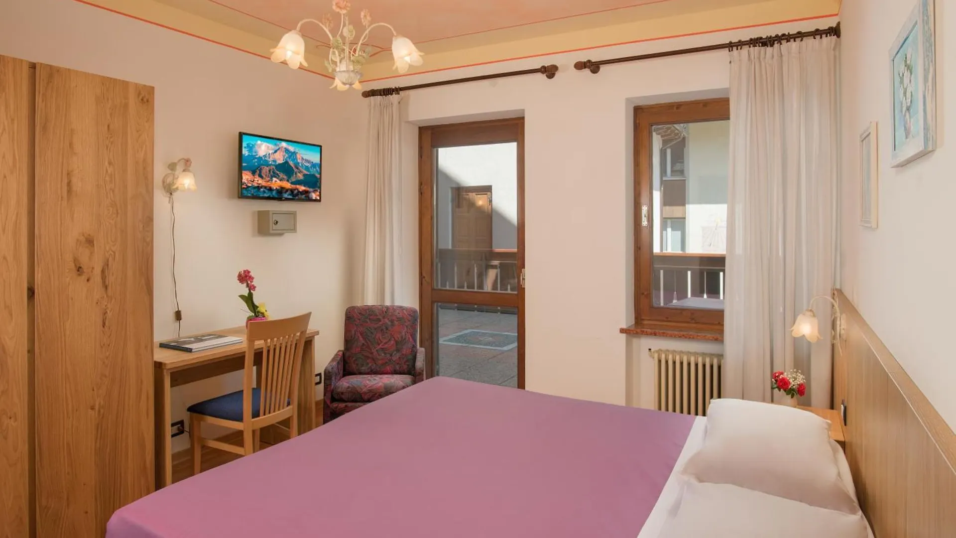 Hotel Centrale Alleghe Italien